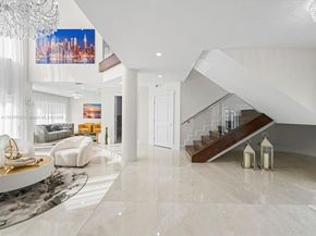 6180 Pine Tree Dr, Miami Beach FL 33140