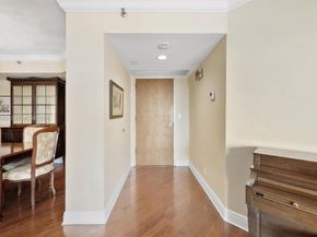 1000 E Island Blvd 803, Aventura FL 33160