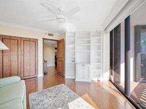 1000 E Island Blvd 803, Aventura FL 33160