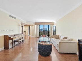 1000 E Island Blvd 803, Aventura FL 33160