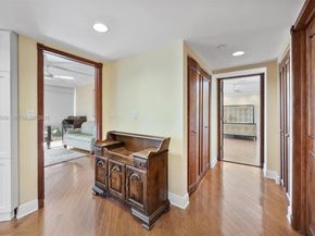 1000 E Island Blvd 803, Aventura FL 33160