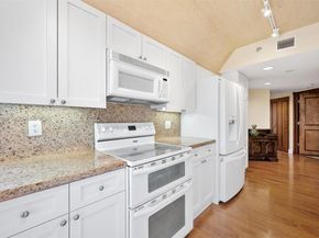 1000 E Island Blvd 803, Aventura FL 33160