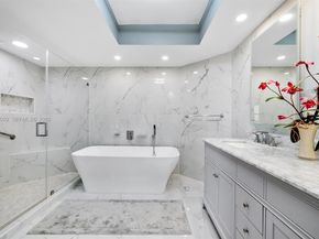 1000 E Island Blvd 803, Aventura FL 33160