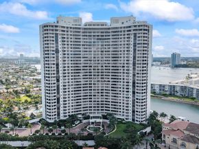 1000 E Island Blvd 803, Aventura FL 33160