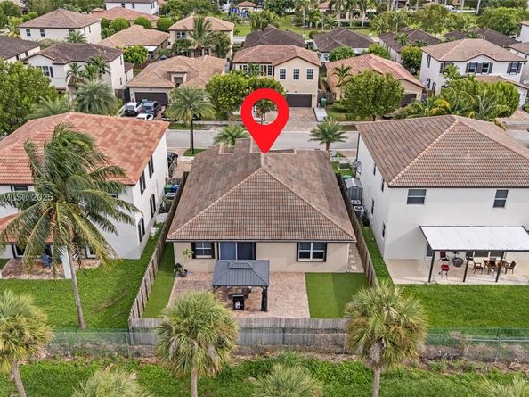 11866 SW 253rd Ter, Homestead FL 33032