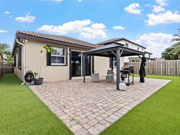 11866 SW 253rd Ter, Homestead FL 33032