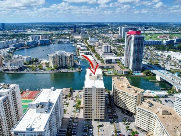 1833 S Ocean Dr 1104, Hallandale Beach FL 33009