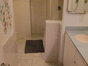 1833 S Ocean Dr 1104, Hallandale Beach FL 33009