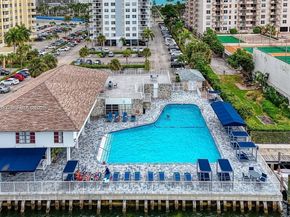 1833 S Ocean Dr 1104, Hallandale Beach FL 33009