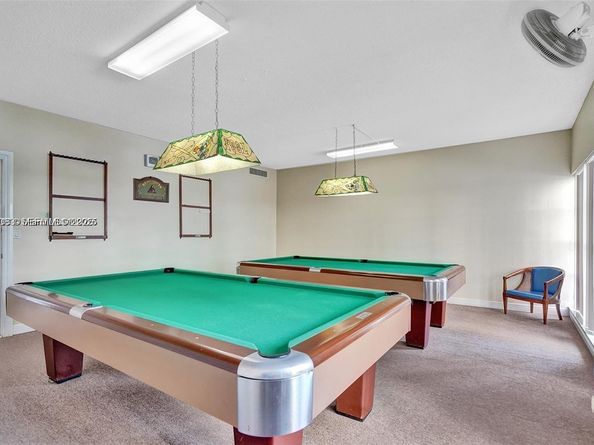 1833 S Ocean Dr 1104, Hallandale Beach FL 33009