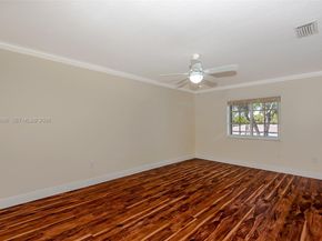 7919 NW 20th St, Pembroke Pines FL 33024