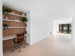 120 NE 49th St, Miami FL 33137