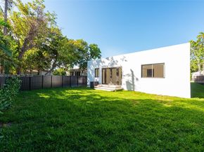 120 NE 49th St, Miami FL 33137