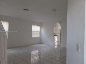 3760 NE 9th Ct, Homestead FL 33033