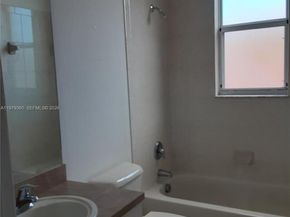 3760 NE 9th Ct, Homestead FL 33033