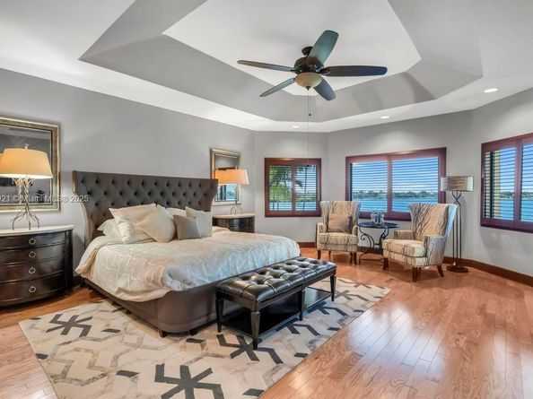 18112 NW 15th Ct, Pembroke Pines FL 33029