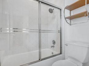 18112 NW 15th Ct, Pembroke Pines FL 33029