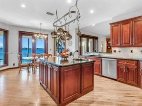 18112 NW 15th Ct, Pembroke Pines FL 33029