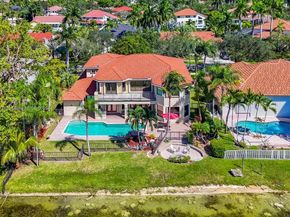 18112 NW 15th Ct, Pembroke Pines FL 33029