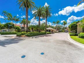 18112 NW 15th Ct, Pembroke Pines FL 33029