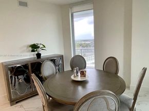 2000 Metropica Way 1009, Sunrise FL 33323