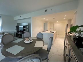 2000 Metropica Way 1009, Sunrise FL 33323