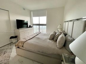 2000 Metropica Way 1009, Sunrise FL 33323