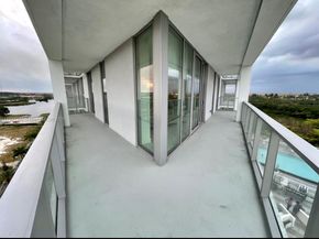 2000 Metropica Way 1009, Sunrise FL 33323