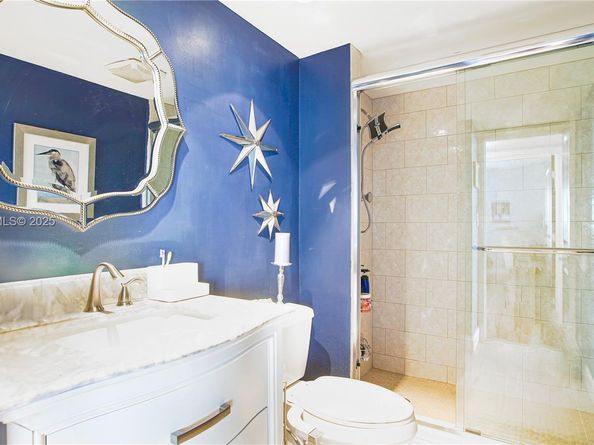 19707 Turnberry Way 10AB, Aventura FL 33180