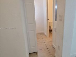 10012 NW 7th St 209, Miami FL 33172