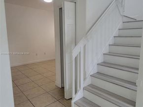 10012 NW 7th St 209, Miami FL 33172