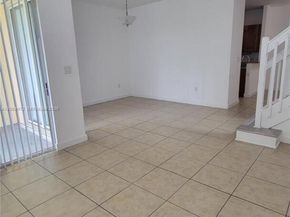10012 NW 7th St 209, Miami FL 33172