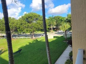 10012 NW 7th St 209, Miami FL 33172
