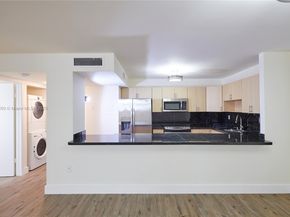 5845 Collins Ave 304, Miami Beach FL 33140