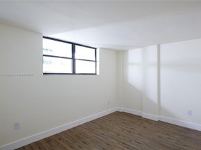 5845 Collins Ave 304, Miami Beach FL 33140
