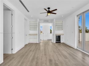 10755 SW 52nd Ter, Miami FL 33165