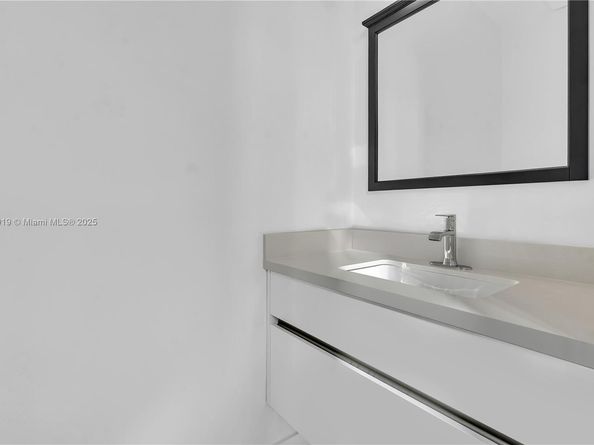 10755 SW 52nd Ter, Miami FL 33165