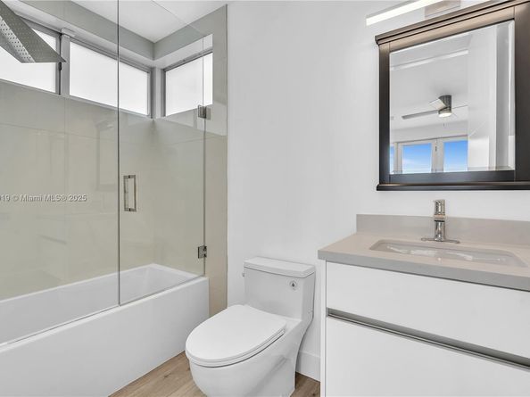 10755 SW 52nd Ter, Miami FL 33165