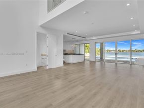 10755 SW 52nd Ter, Miami FL 33165