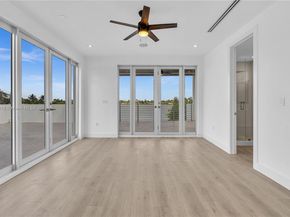 10755 SW 52nd Ter, Miami FL 33165
