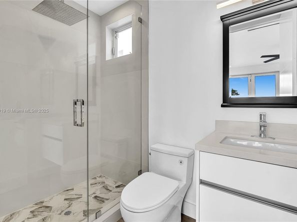 10755 SW 52nd Ter, Miami FL 33165