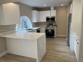 550 NE 174th St, North Miami Beach FL 33162