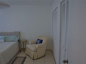 5300 Washington St F215, Hollywood FL 33021