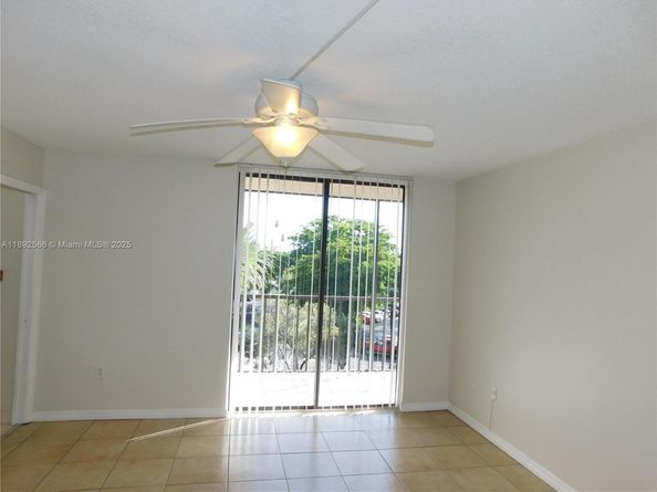 8650 SW 133 Rd 408, Miami FL 33183