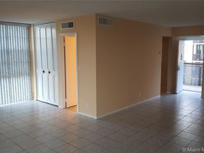 3401 N Country Club Dr 412, Aventura FL 33180