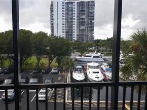 3401 N Country Club Dr 412, Aventura FL 33180