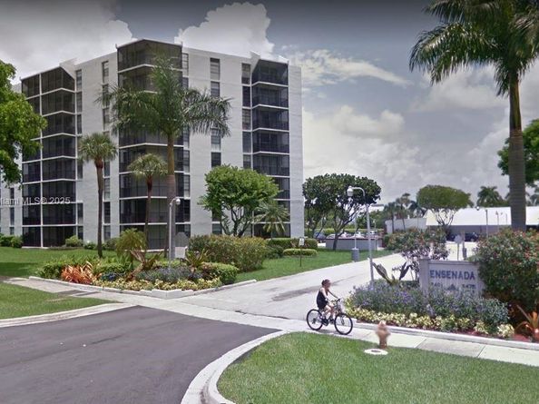 3401 N Country Club Dr 412, Aventura FL 33180