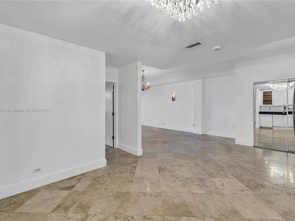 2301 Collins Ave PH18, Miami Beach FL 33139