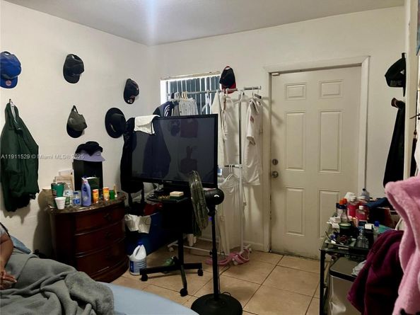 18007 NW 41st Pl, Miami Gardens FL 33055