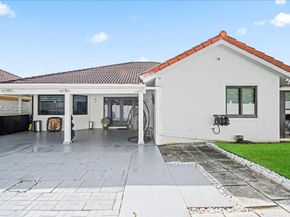 11611 SW 9th Ct, Pembroke Pines FL 33025